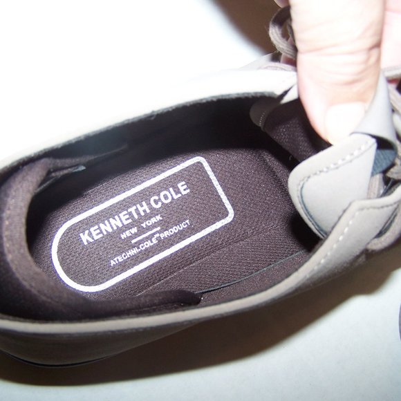 NEW MEN'S KENNETH COLE SHORE BROWN CASUAL FAUX SUEDE SHOES. - Picture 7 of 9